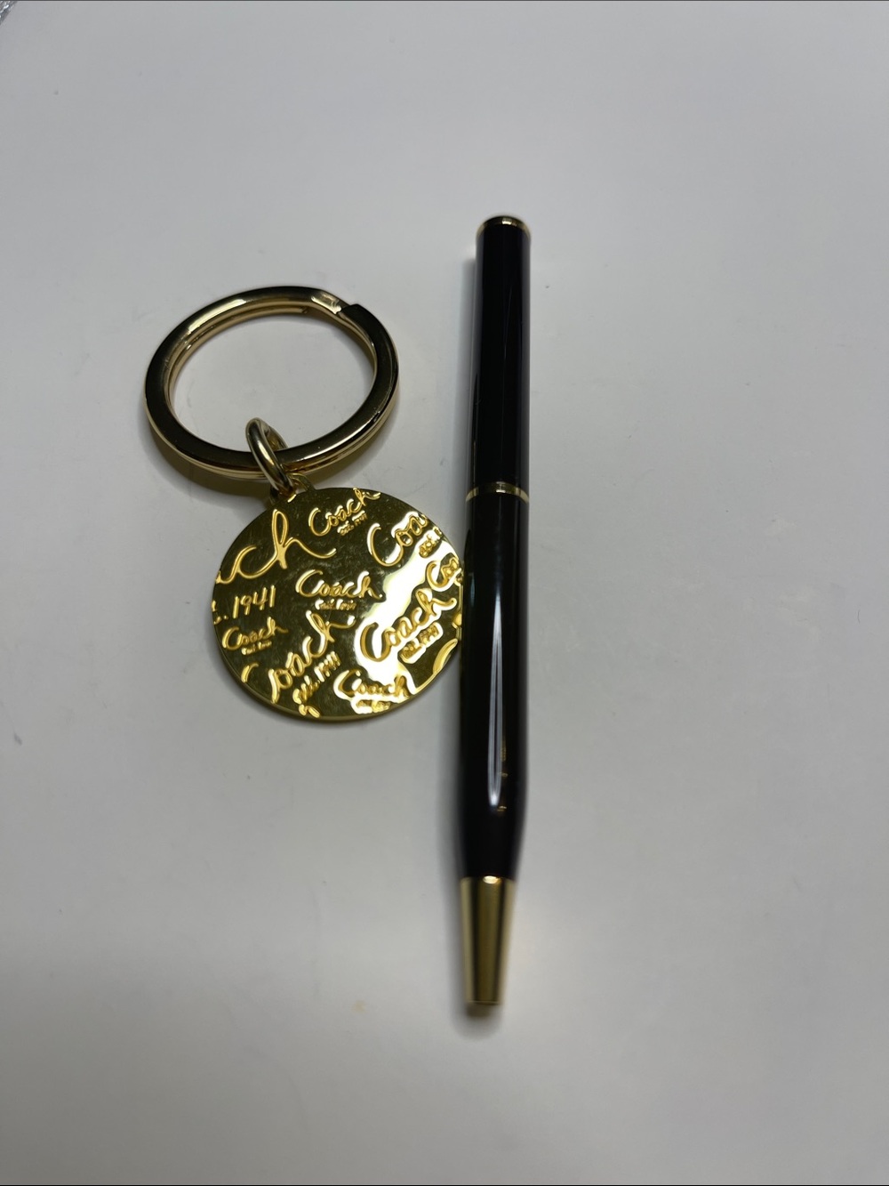 Coach Black Pen and Gold Coach Logo Keychain - Picture 2 of 6